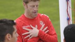 El central Sergio Fernández vuelve a sufrir molestias