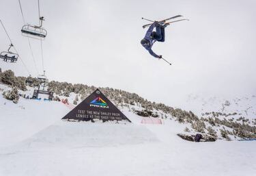 Javi Lliso consigue un hist車rico podio en el Grandvalira Total Fight