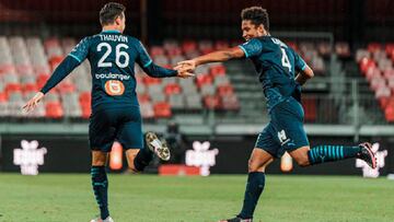 El Marsella sobrevive al bombardeo.