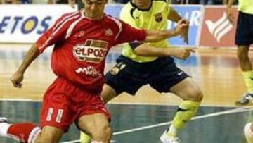 <B>GRAN PARTIDO.</B> Wilde firmó el cuarto tanto del conjunto murciano.