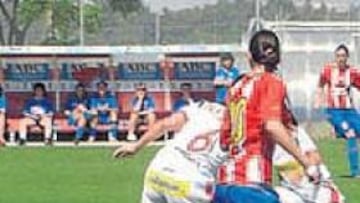 <b>CON POLÉMICA. </b>El Atlético Féminas perdió por la mínima (2-1) el pasado sábado ante el Sevilla y en el Cerro del Espino quieren ganar.