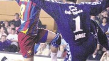 <b>SENTENCIA. </b>Víctor Tomás redondea el triunfo del Barcelona.