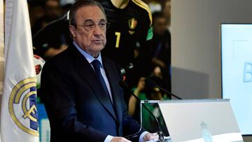 Florentino: "Llega al Real Madrid uno de los mejores porteros del mundo, si no el mejor"