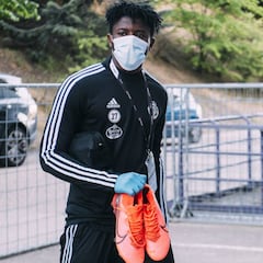 Momento definitivo para Salisu: al Rennes o al Southampton