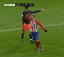 Antoine Griezmann se encaró con la grada, que no entendió que parara un contragolpe