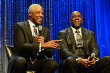 Julius Erving y Magic Johnson.