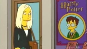 En el mismo capítulo en el que aparece Tony Blair, la famosa escritora se encuentra con la familia Simpson en Londres y mantiene una breve conversación con Lisa sobre Harry Potter. 