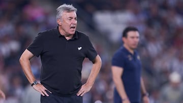 Domenec Torrent head coach of Monterrey during the 13th round match between Monterrey and Pumas UNAM as part of the Liga BBVA MX, Torneo Apertura 2025 at BBVA Bancomer Stadium, on October 18, 2025 in Monterrey, Nuevo Leon, Mexico.