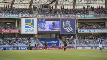 Dalian Atkinson: La Real pay tribute to former striker