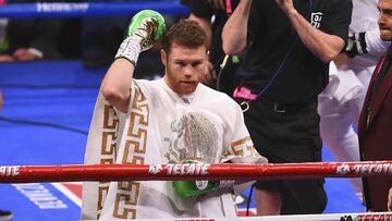 Comenzó la gira promocional en Los Angeles para el combate entre Canelo Álvarez y Sergey Kovalev, a realizarse el 2 de noviembre en Las Vegas, Nevada.