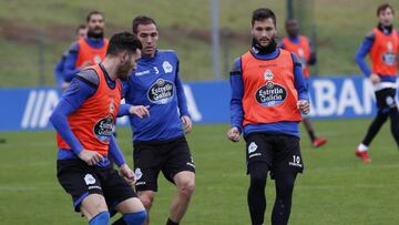 Lucas Pérez sigue arrastrando molestias en la espalda