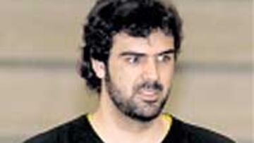 Sonseca, lesionado en un pie.