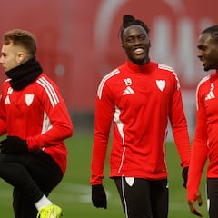 Más problemas: Alexis y Sow no se entrenan con el Sevilla