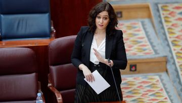 La presidenta de la Comunidad de Madrid, Isabel Díaz Ayuso, durante su intervención en el pleno celebrado este jueves en la Asamblea de Madrid.