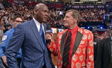 Craig Sager's 10 best outfits as tributes pour in for iconic NBA reporter