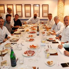 Tras el cochinillo, cónclave por los fichajes en el Atlético