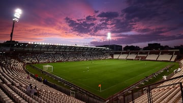 Vista general del estadio Carlos Belmonte.