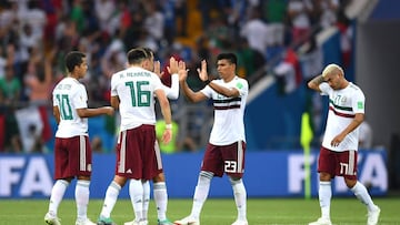 México suma cinco Mundiales con dos victorias en la fase de grupos