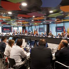 Varios clubes exigen cambios en el arbitraje español