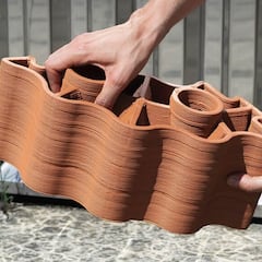 Unos estudiantes diseñan un ladrillo revolucionario: es capaz de enfriar 9 grados la temperatura