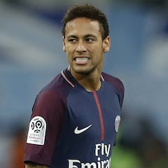 L'Équipe recuerda el lado oscuro de Neymar: rojas, desplantes...