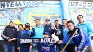 Comandos Azules de Millos pintan baños de El Campín