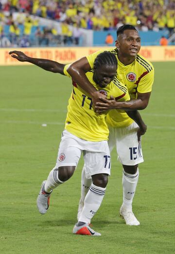 La Selección Colombia dirigida por el técnico encargado, Arturo Reyes, venció a la Venezuela de Rafael Dudamel en partido amistoso jugado en Miami