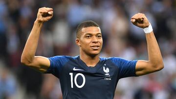 MOSCOW, RUSSIA - JULY 15:  Kylian Mbappe of France celebrates after scoring his team&#039;s fourth goal during the 2018 FIFA World Cup Final between France and Croatia at Luzhniki Stadium on July 15, 2018 in Moscow, Russia.  (Photo by Dan Mullan/Getty Ima