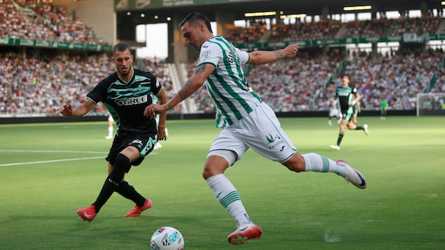 Dani Requena toma el relevo de Sala ante Las Palmas