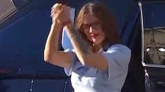 Camila Vallejo sale de La Moneda y así reacciona la gente en la calle: no se esperaba algo así