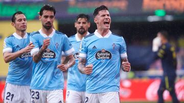 Los jugadores del Celta celebran el gol anotado por Santi Mina contra el Villarreal.