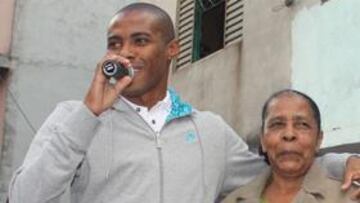 El Atlético presenta al final este jueves a Elías