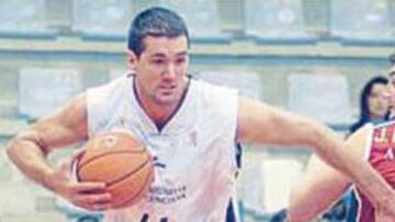 <b>EN RACHA. </b>Sundov mide 2,21, pero nadie lanza con más acierto.