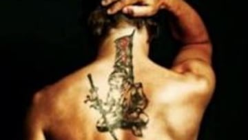 Fernando Alonso muestra su nuevo tatuaje en twitter