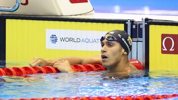 Fukuoka (Japan), 27/07/2023.- Hugo Gonzalez de Oliveira of Spain reacts after competing in the Men's 200m Backstroke heats of the Swimming events during the World Aquatics Championships 2023 in Fukuoka, Japan, 27 July 2023. (200 metros, Jap¨®n, Espa?a) EFE/EPA/KIYOSHI OTA