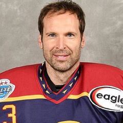 Petr Cech ficha por un equipo ¡de hockey sobre hielo!