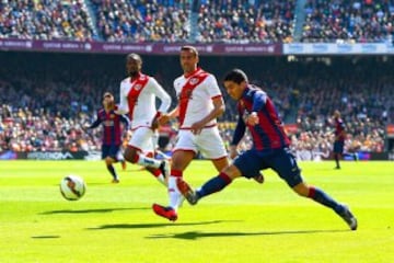 Luis Suárez marca el 1-0.