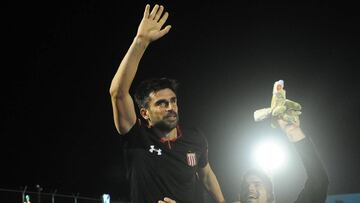 Estudiantes goleó a Sarmiento (R), en la despedida de Braña