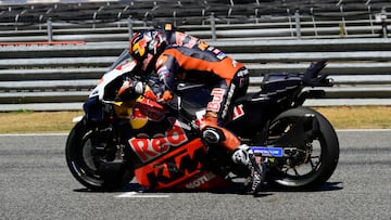 Maverick Viñales durante los test de pretemporada en Tailandia.