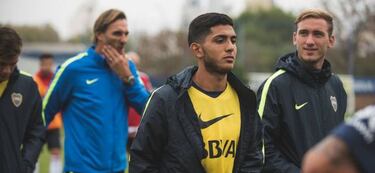 El formado en Boca Juniors que se luce en Chile relata su historia y postula a un '9' para la Roja