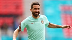 Moutinho urges Portugal to not focus too much on De Bruyne