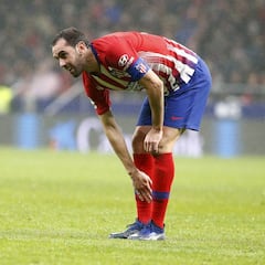 El Atleti se queda sin centrales... y tras el parón llega el Barcelona