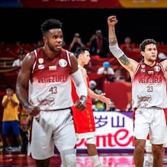 China se queda fuera de su Mundial y Serbia asusta