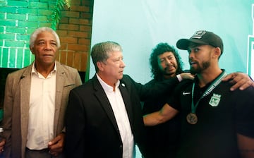 Con los planteles masculino y femenino, los ídolos del equipo y todos los trofeos, Atlético Nacional celebró un nuevo cumpleaños.