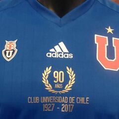 La U presenta la camiseta que utilizará por sus 90 años