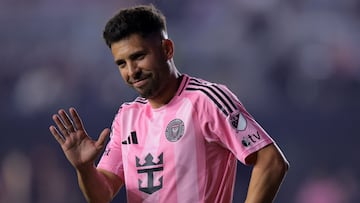 Feb 22, 2025; Fort Lauderdale, Florida, USA; Inter Miami CF defender Jordi Alba (18) reacts against New York City FC during the first half at Chase Stadium. Mandatory Credit: Sam Navarro-Imagn Images