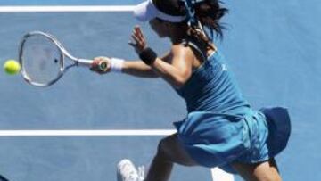 SORPRESA. La pequeña Zheng, de 1,64 metros, ganadora de la medalla de bronce en la prueba de dobles de los Juegos Olímpicos de Pekín, ya estuvo en las semifinales de un Grand Slam en Wimbledon 2008, y ha ganado tres títulos en su carrera: Hobart (2005), Estoril (2006) y 2006 (Estocolmo).