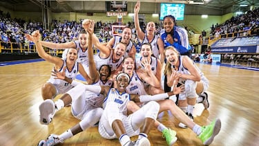 06/04/22 BALONCESTO FEMENINO BASKET PERFUMERIAS AVENIDA SILVIA DOMINGUEZ ALEGRIA
