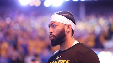SAN FRANCISCO, CALIFORNIA - MAY 02: Anthony Davis #3 of the Los Angeles Lakers stands on the court before game one of the Western Conference Semifinal Playoffs against the Golden State Warriors at Chase Center on May 02, 2023 in San Francisco, California. NOTE TO USER: User expressly acknowledges and agrees that, by downloading and or using this photograph, User is consenting to the terms and conditions of the Getty Images License Agreement. Ezra Shaw/Getty Images/AFP (Photo by EZRA SHAW / GETTY IMAGES NORTH AMERICA / Getty Images via AFP)