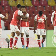 Santa Fe vence a Bucaramanga con triplete de Morelo